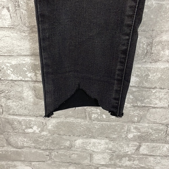 Gap Universal Jegging in Absolute Black - Picture 2 of 6